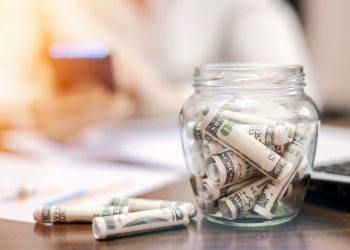 The Seasonality Trend Driving XLK and XLI to New Highs