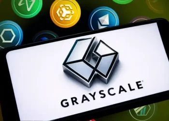 Wallet Linked to Grayscale Quietly Builds Large HYPE Position